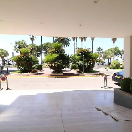 1 Bedroom Henri Iv On The Croisette 240